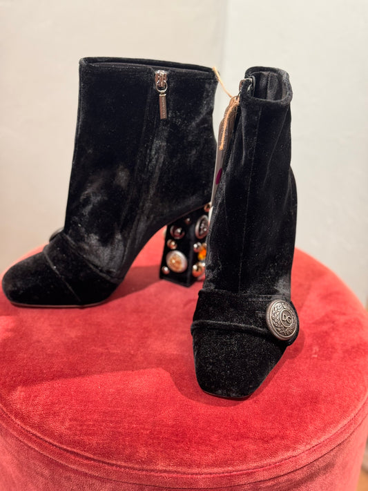 Dolce & Gabbana Stiefeletten Samt Gr 37,5 Perlen Steine Absatz