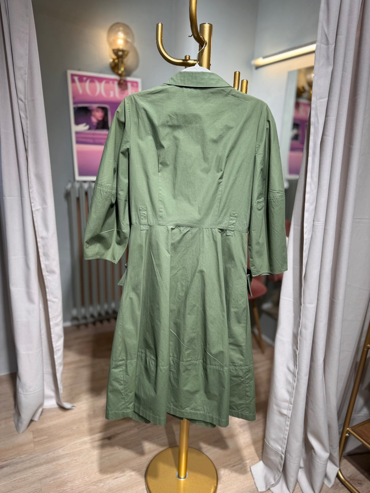 Kleid von Purifiacion Garcia