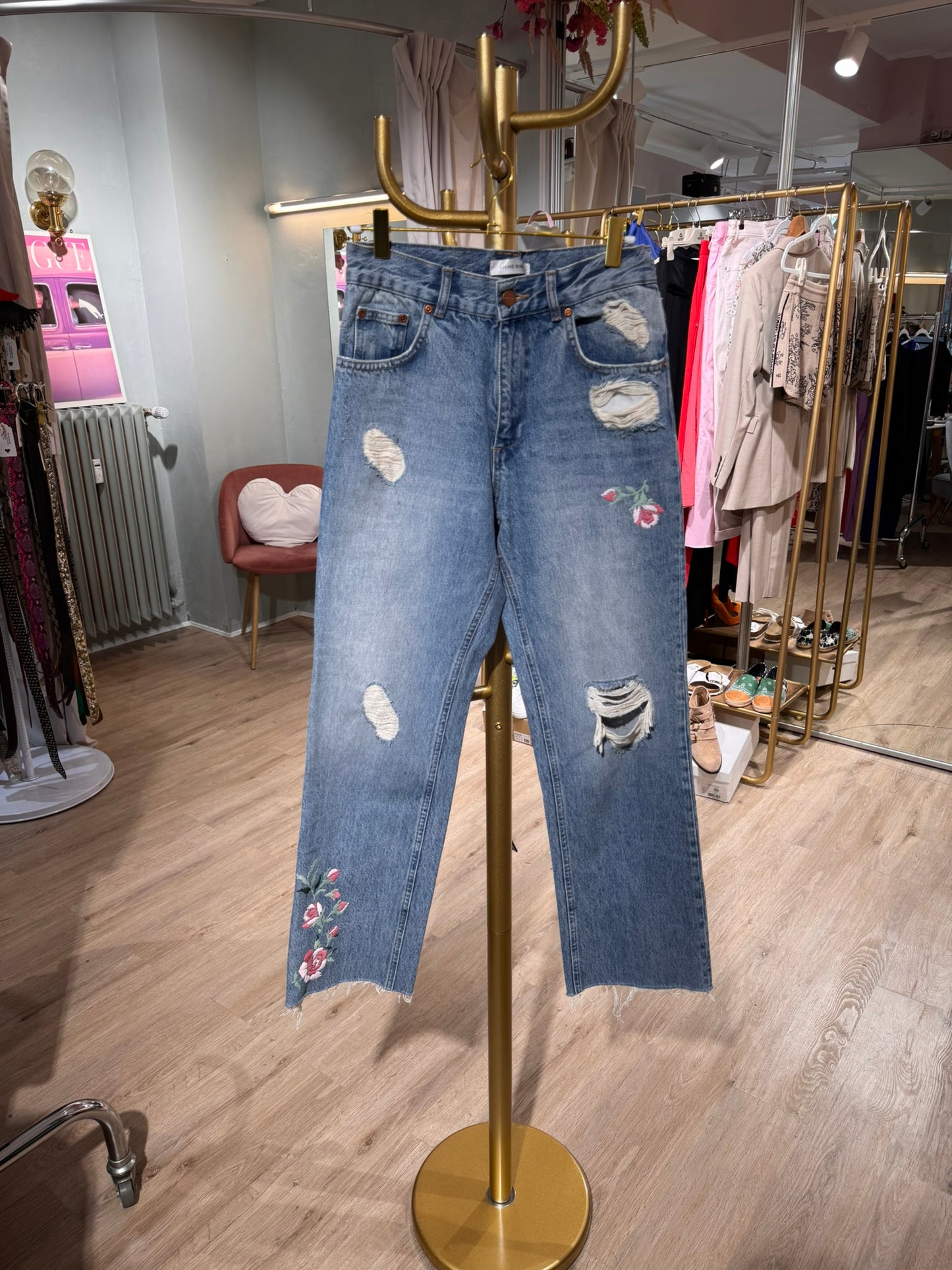Anine Bing Jeans mit Blumenstickerei - Größe 26