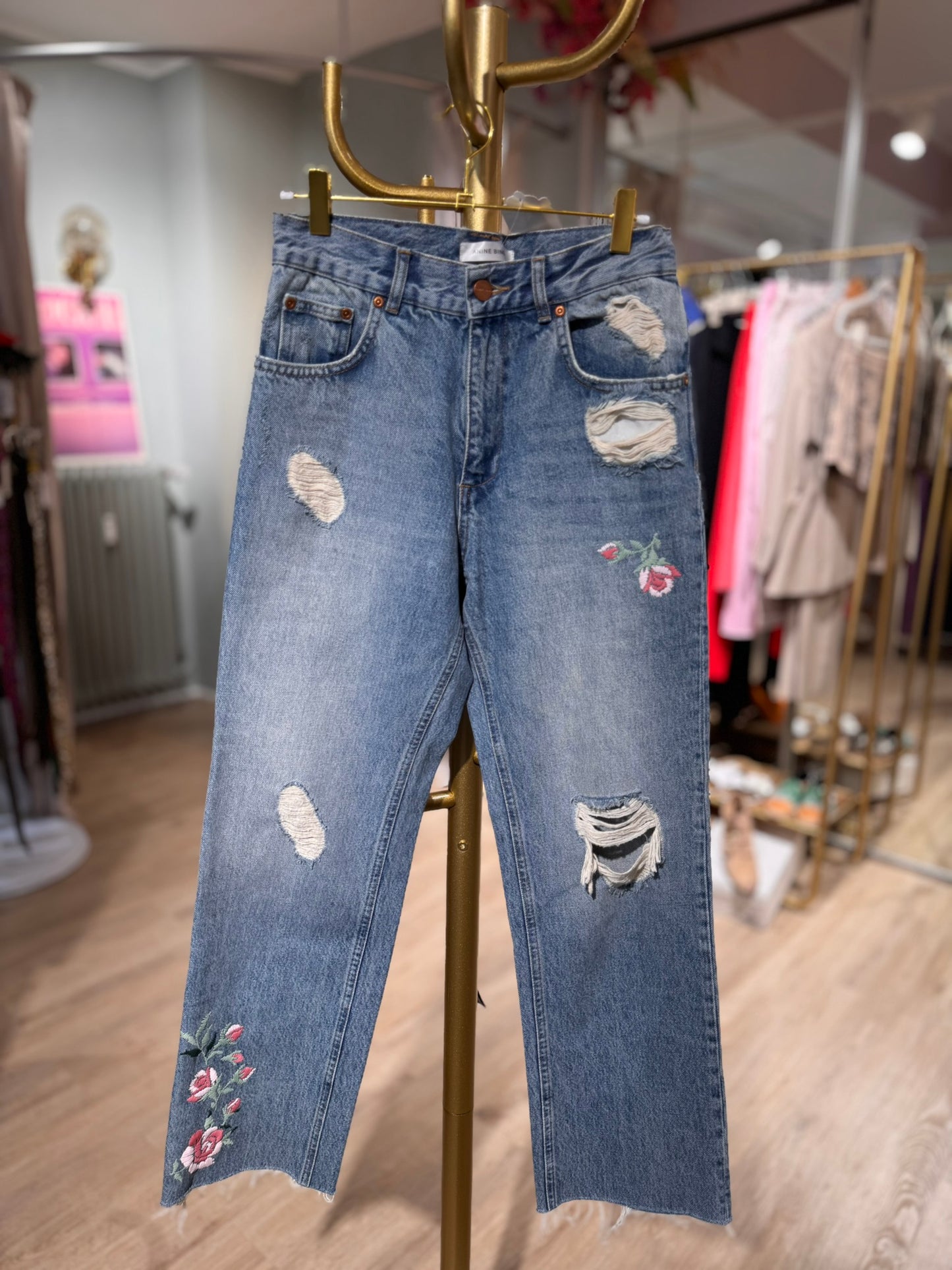Anine Bing Jeans mit Blumenstickerei - Größe 26